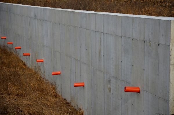Cost of Retaining Wall Drainage in Bella Vista